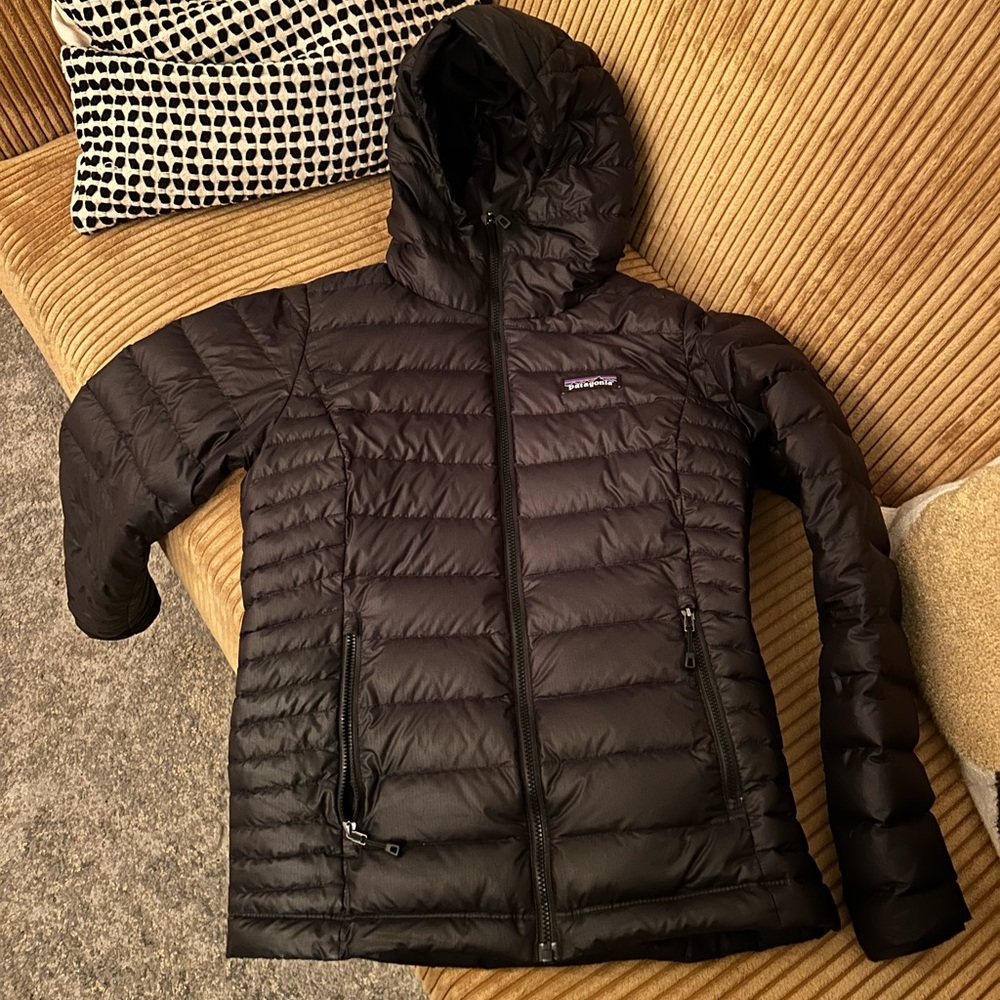 Patagonia hoodie down jacket size xxs